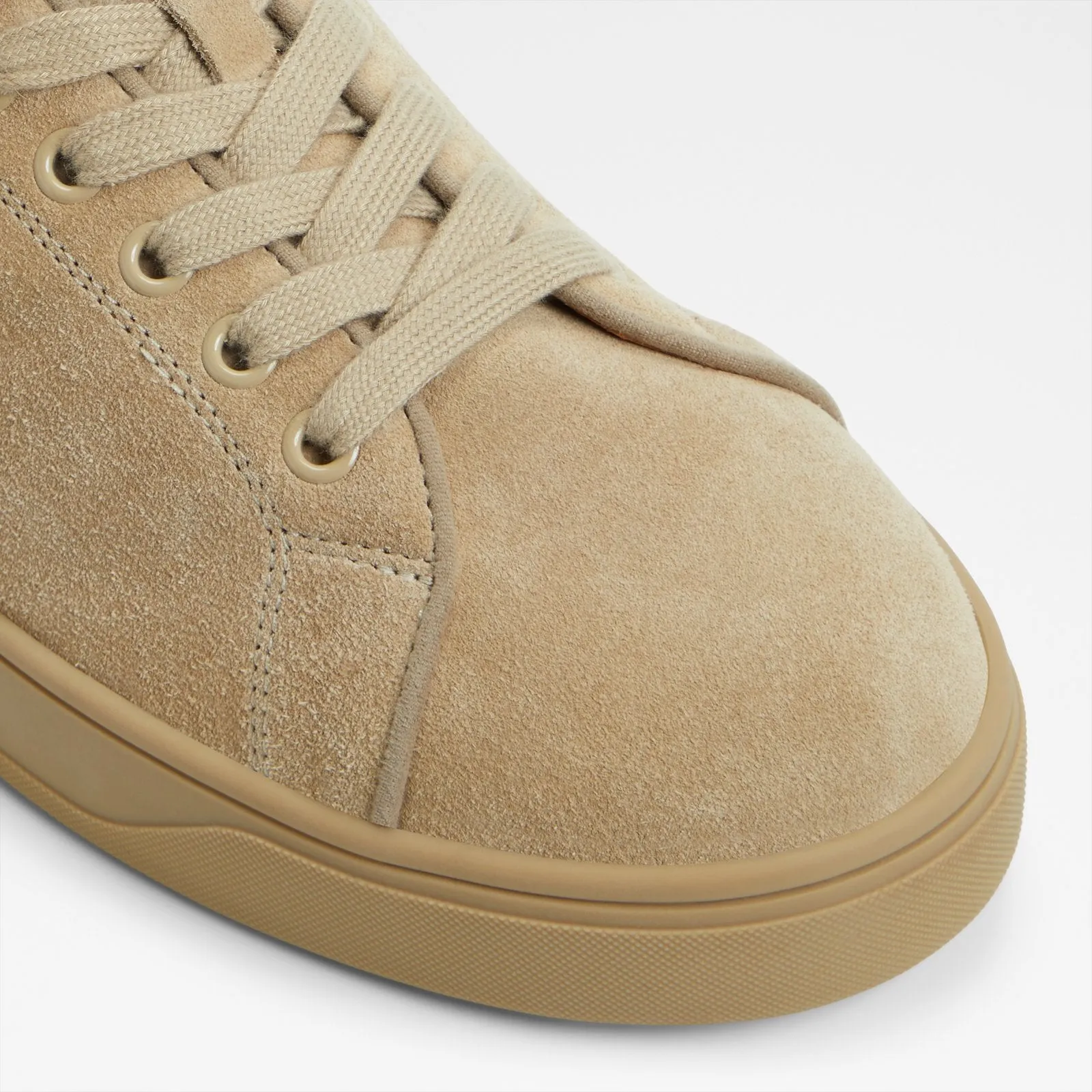 Alastor / Sneakers