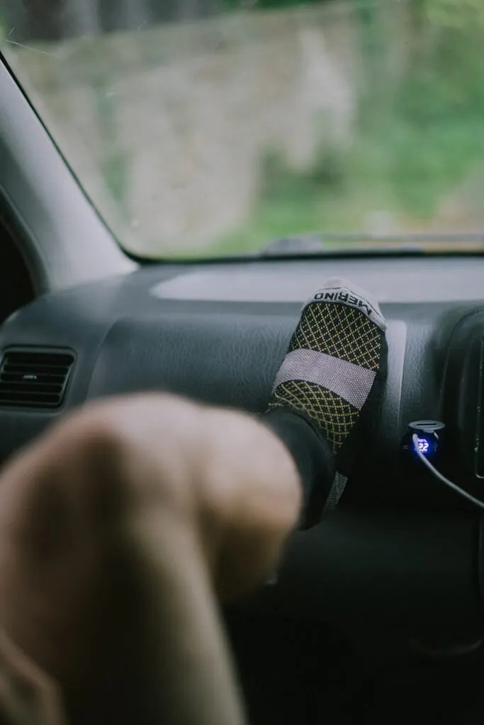 Banana Merino Thin-Knit Tech Crew Socks