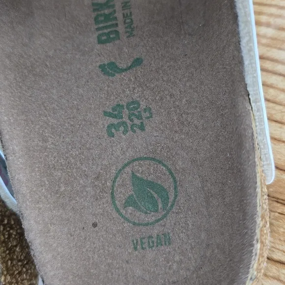 Birkenstock Kids Floral Sandal Size 34 / 3