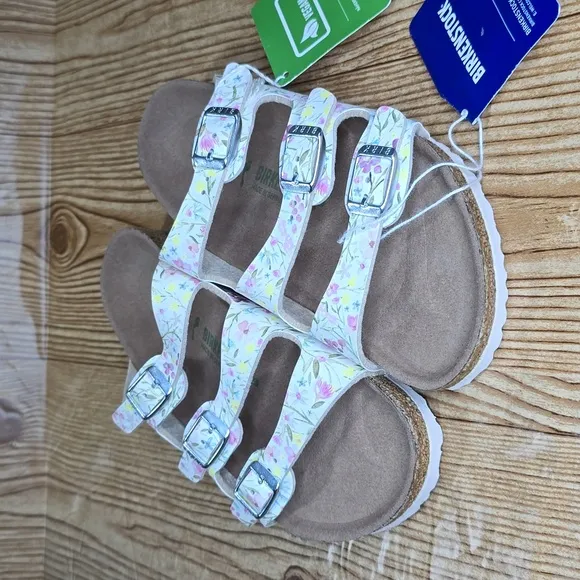 Birkenstock Kids Floral Sandal Size 34 / 3