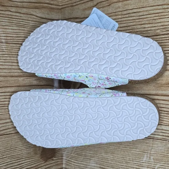 Birkenstock Kids Floral Sandal Size 34 / 3