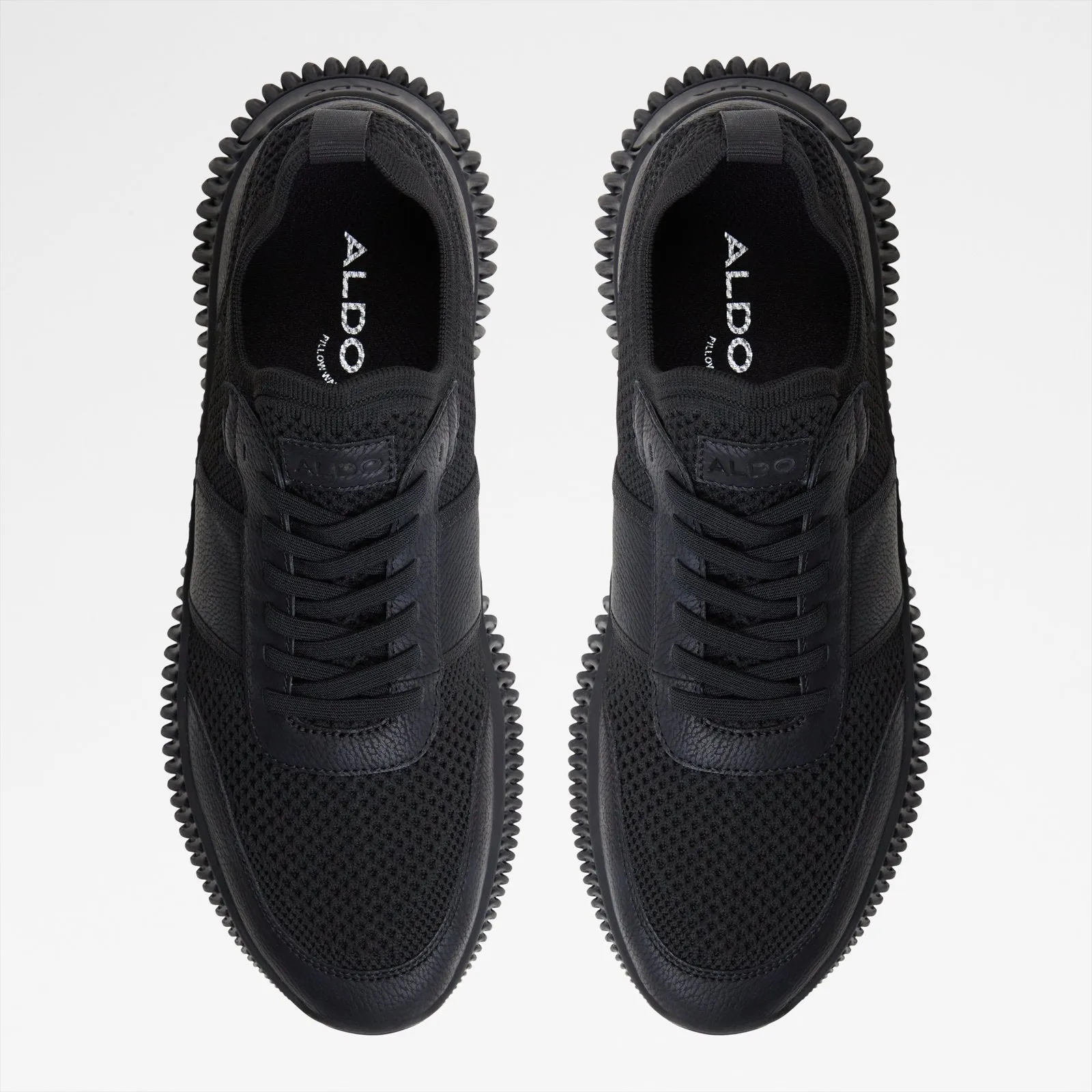 Clampet / Sneakers