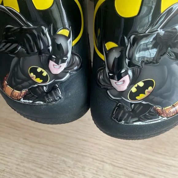 Crocs Batman Black Yellow Toddler Sandal- SZ 7 C