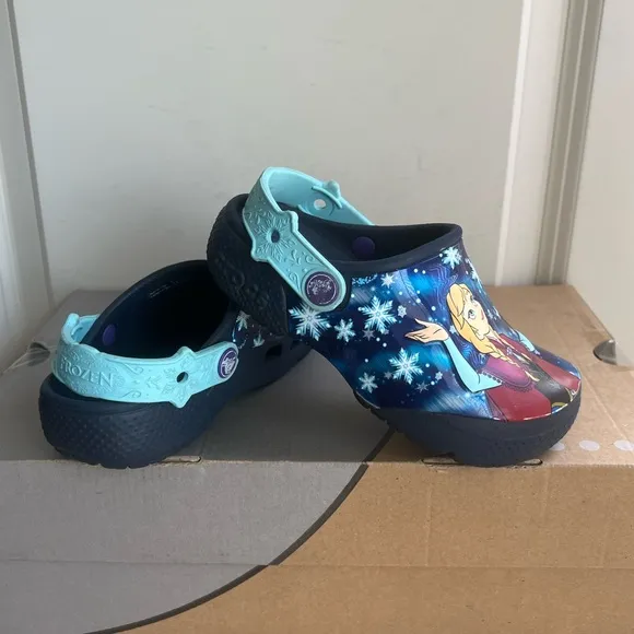 CROCS Disney Frozen Toddler Sandal- SZ 10 C