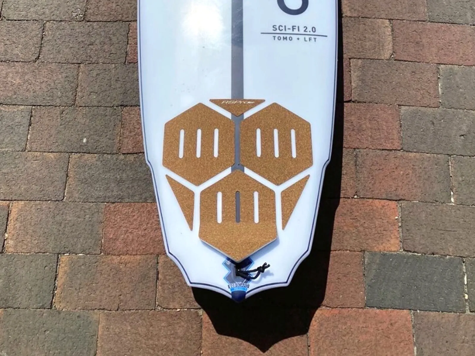 Hexa Tail