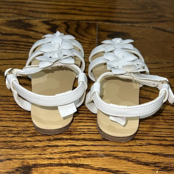 JANIE &amp; JACK SANDAL 6C