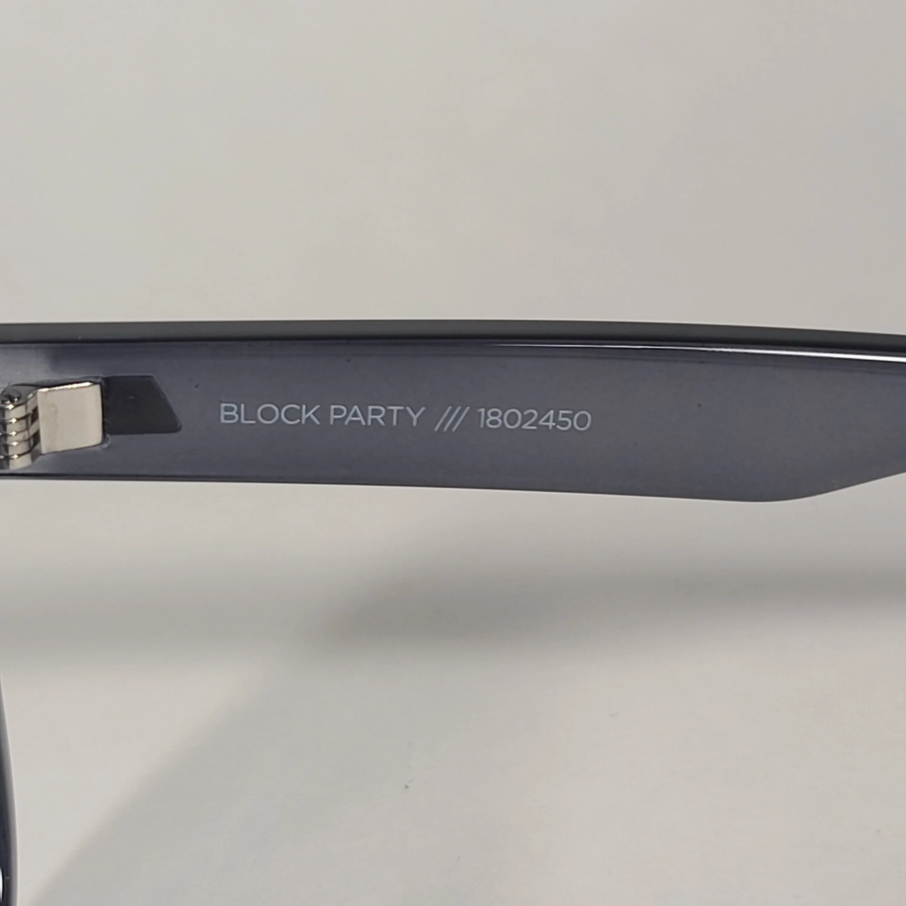 Le Specs Block Party Rectangle Sunglasses Slate Gray Frame Gray Gold Gradient Lens LSP1802450