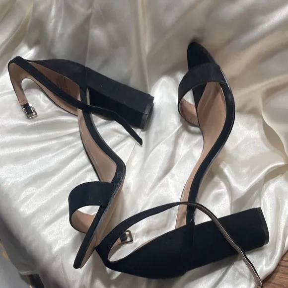Madden Girl Women's Beella Dress Sandal size 8