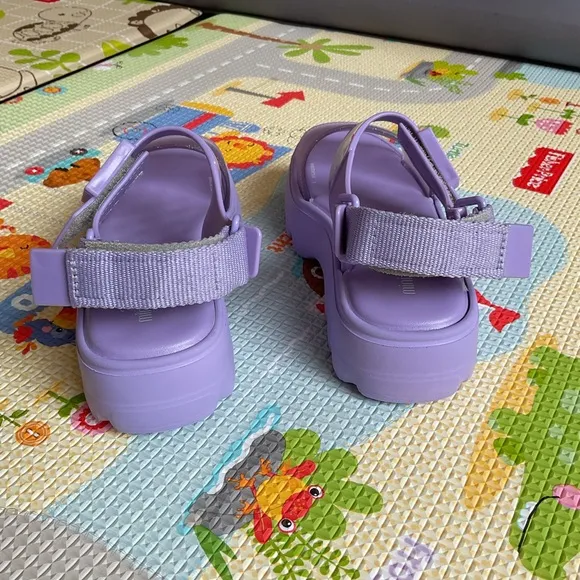 Mini Melissa Kids' Kick Off Platform Sandal. New. No box