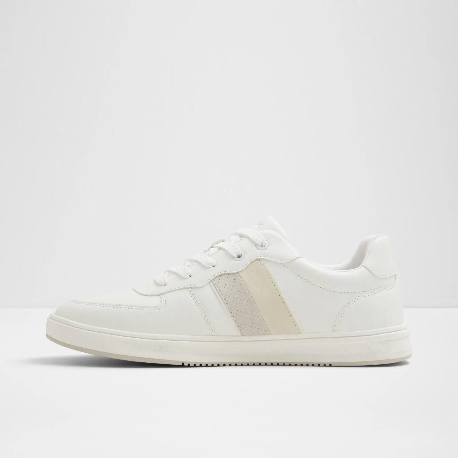 Morrisey / Sneakers