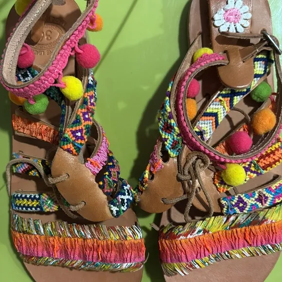 NEW $275 ELINA LINARDAKI Hula Hoop Sandal
