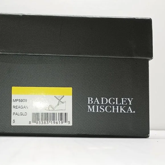 New Badgley Mischka Women's Reagan Wedge Sandal Size 5 Pale Gold Glitter