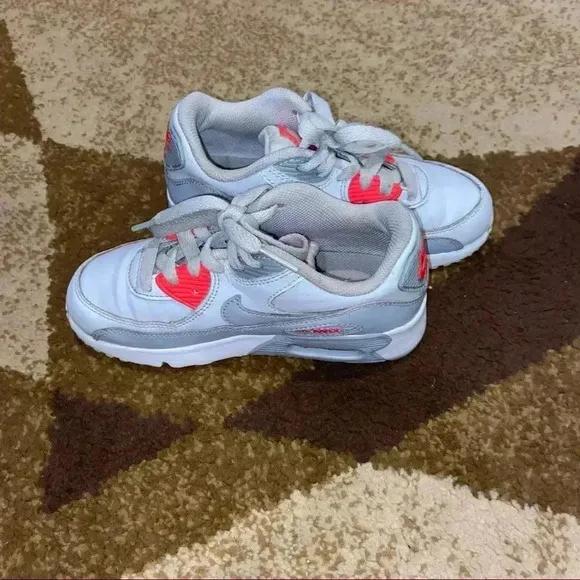 NIKE AIR/ childs sneakers