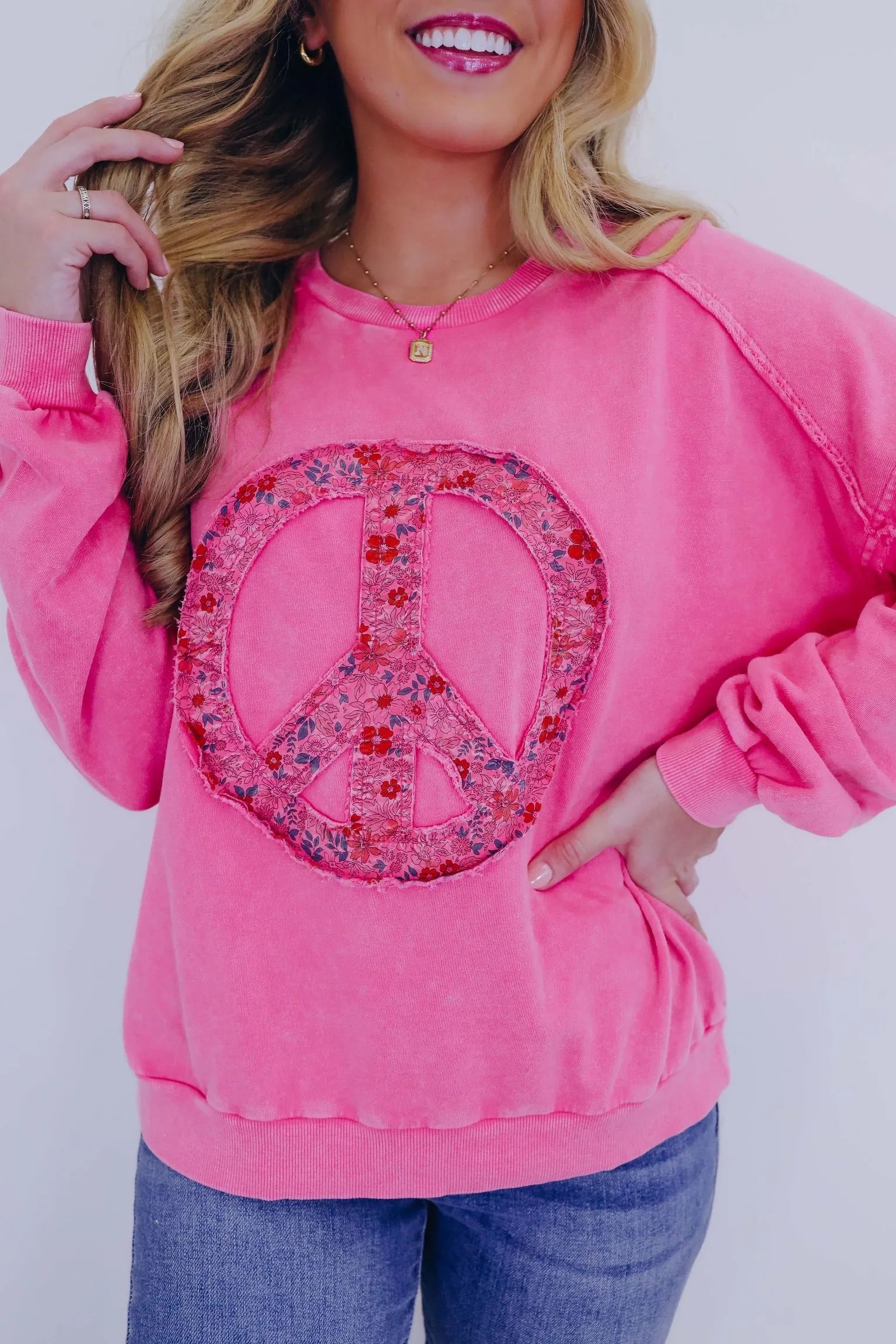 Peace Out Floral Patch Sweatshirt - 2 Colors