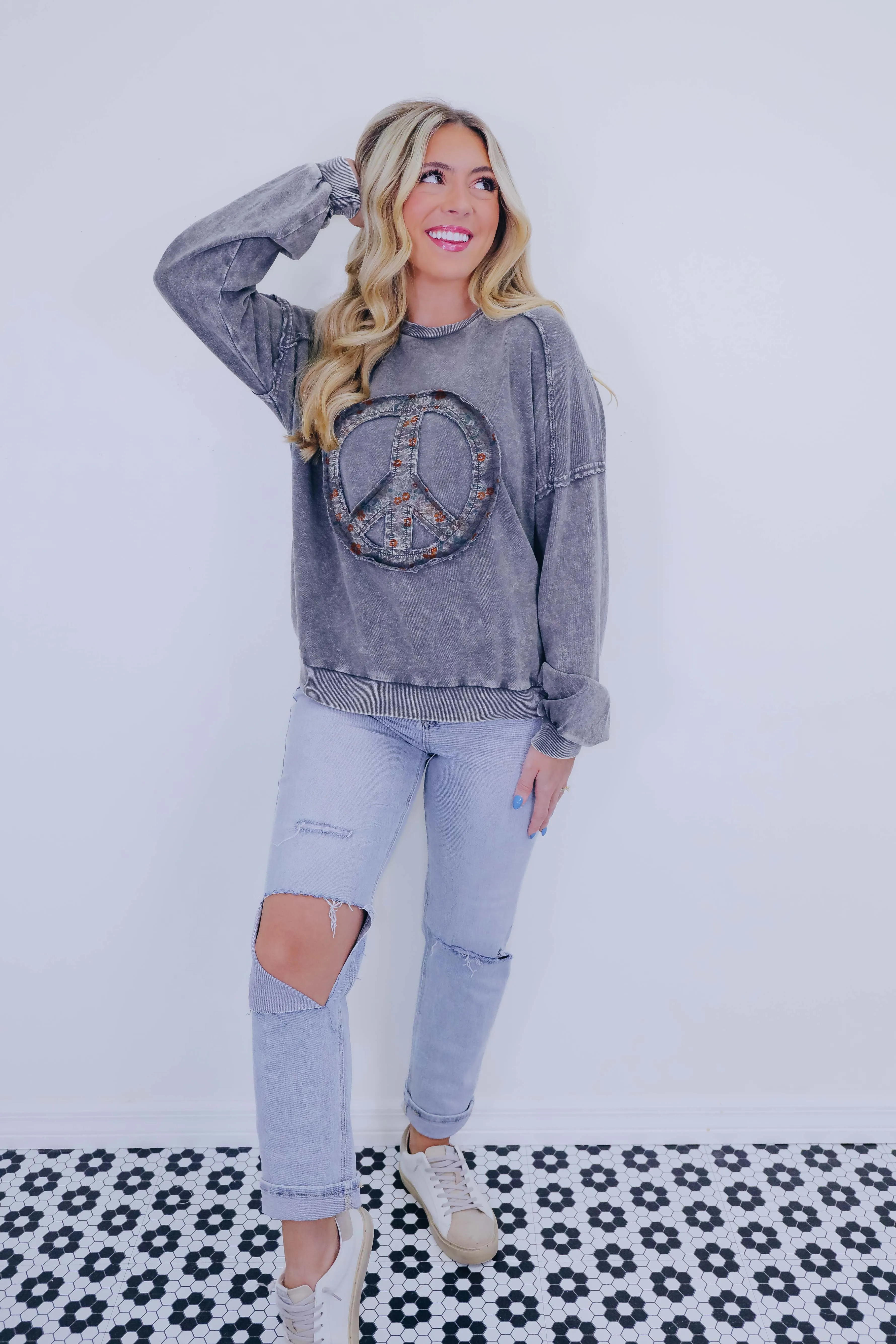 Peace Out Floral Patch Sweatshirt - 2 Colors