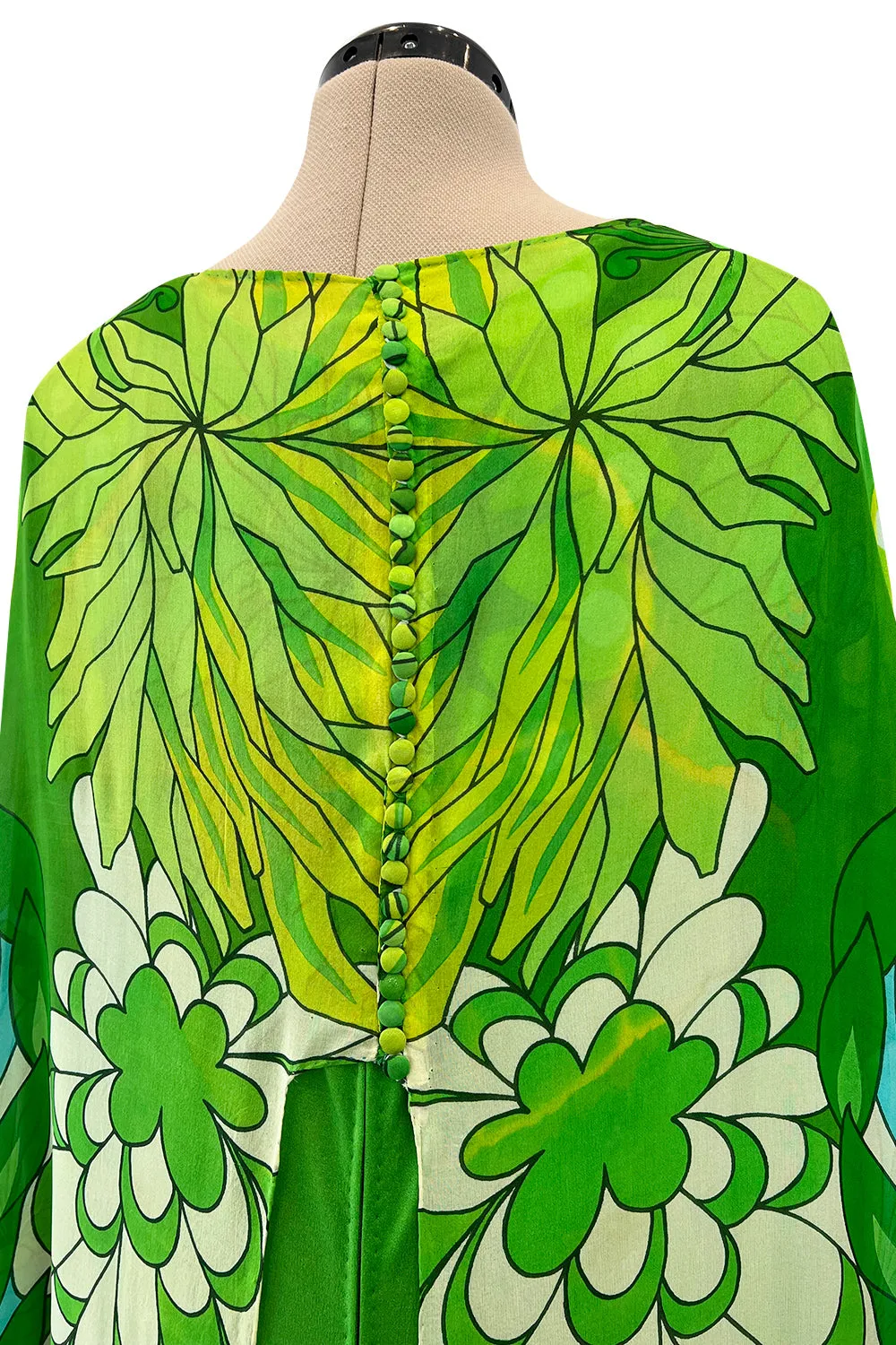 Phenomenal Early 1970s La Mendola Green Silk Jersey Caftan Dress w Silk Chiffon Overlay