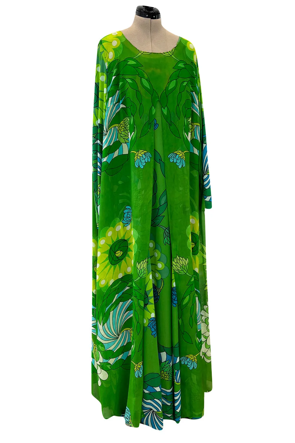 Phenomenal Early 1970s La Mendola Green Silk Jersey Caftan Dress w Silk Chiffon Overlay
