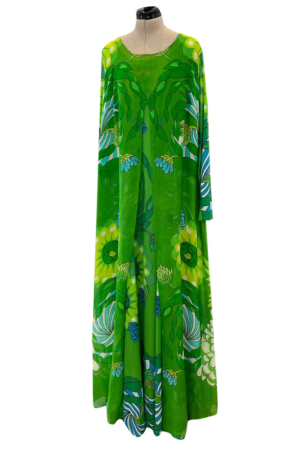 Phenomenal Early 1970s La Mendola Green Silk Jersey Caftan Dress w Silk Chiffon Overlay