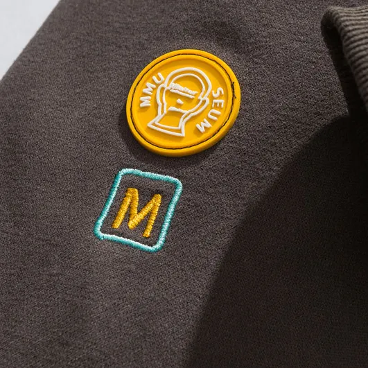 "SMILE" SWEATSHIRT À CAPUCHE GRIS FONCÉ - URB1™
