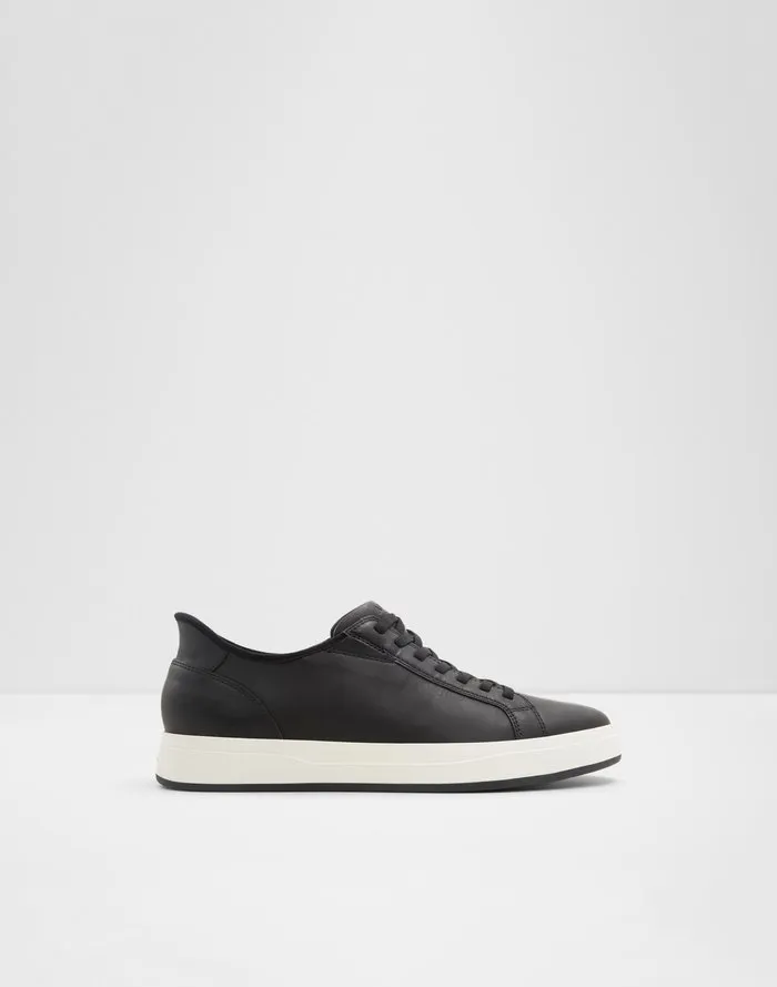 Scottie / Sneakers