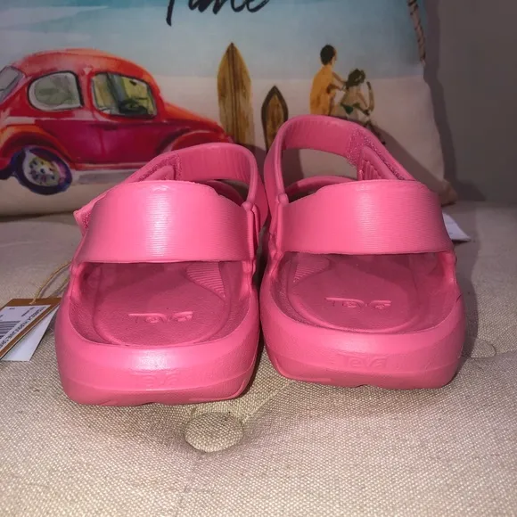 Teva NWT! Pink Lemonade Hurricane Drift Sandal