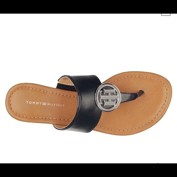 Tommy Hilfiger savanna sandal black size 7.5