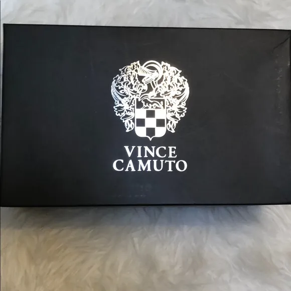 Vince Camuto girls sandal shoe size 12