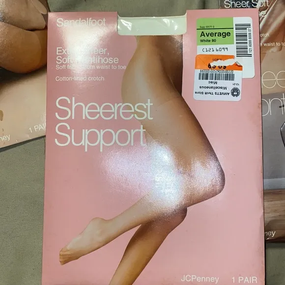 Vintage JCPenney Pantyhose Average NIP 4 pair